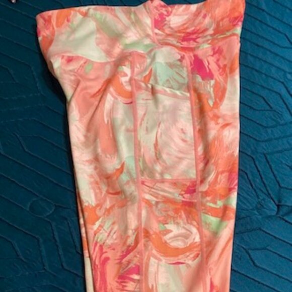 Abstract Pattern Workout Pants - Picture 4 of 5